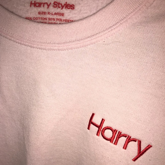 Harry Styles Treat People With Kindness Pullover - Picture 3 of 3